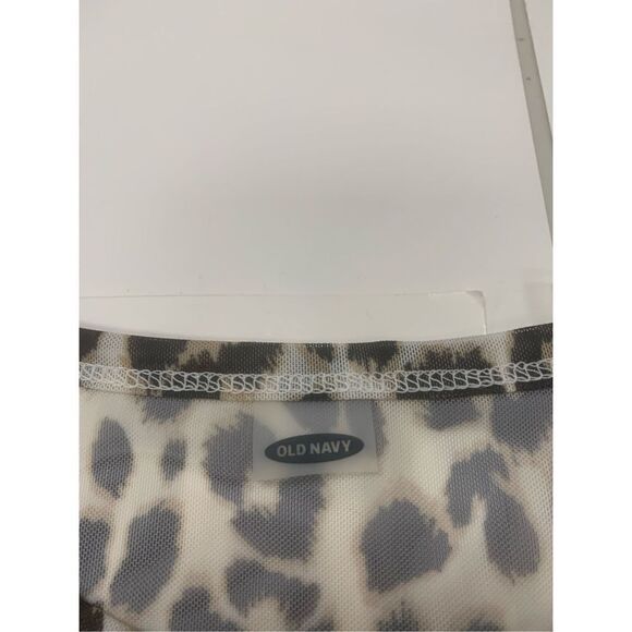Cheetah Patterned Crop Top - Picture 5 of 8
